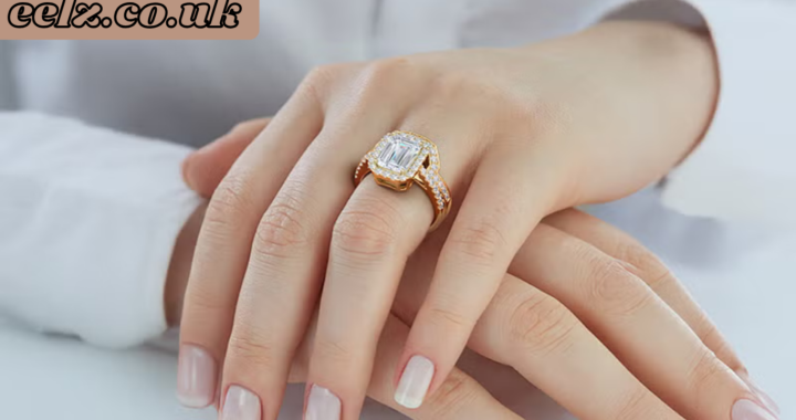 Emerald Cut Engagement Rings Gold